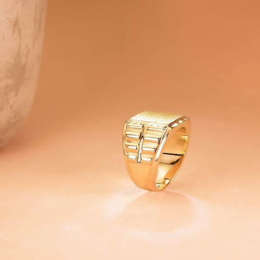 Chevalière rectangulaire sculpté , Or 18K - PARADOXE