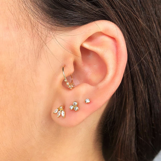 Piercing 3 zircon serti griffe épi , OR 18K. - PARADOXE