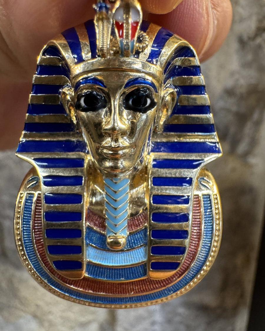 Pendentif pharaon en or 18 carats et émail de couleur