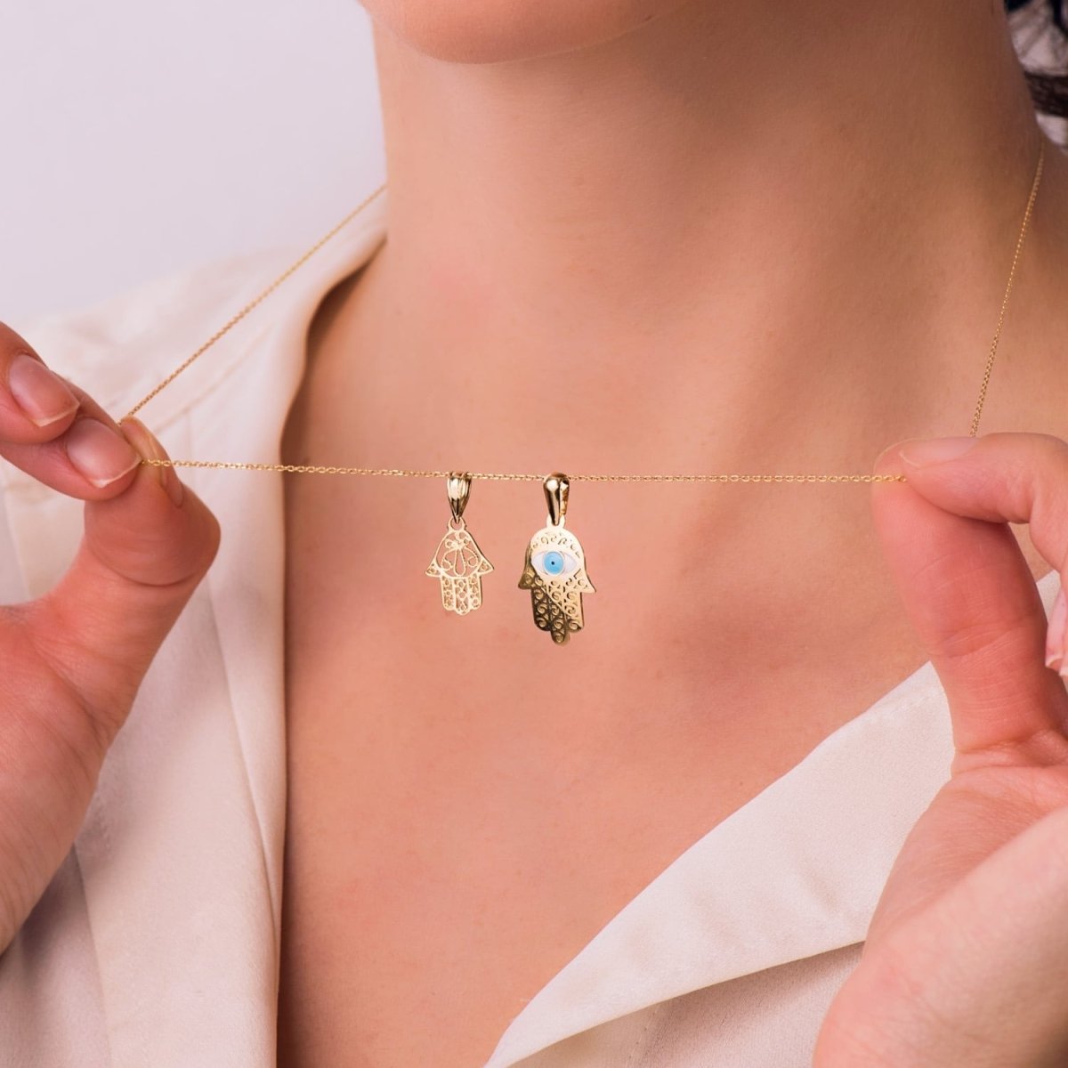 Pendentif main de fatma oeil turc , Or 18k - PARADOXE